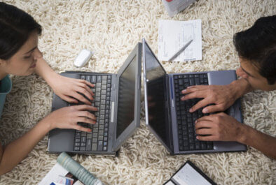 The importance of texting in your relationship